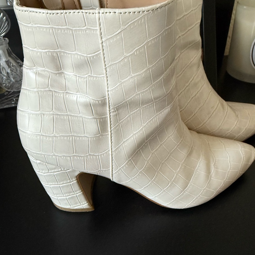 Steve Madden White Croc-Patterned Ankle Booties